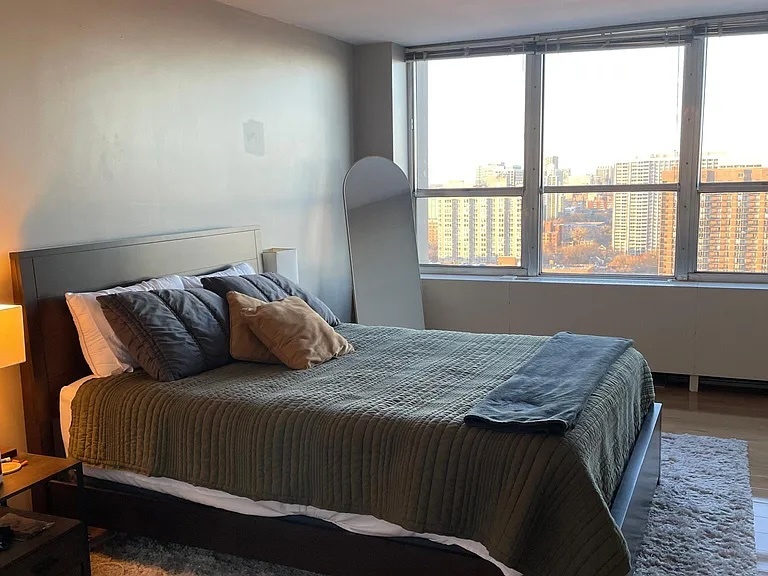 655 West Irving Park Road, Unit 2406 Chicago, IL 60613 - Photo 6 of 14