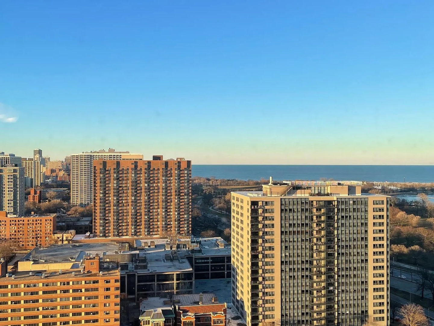 655 West Irving Park Road, Unit 2406 Chicago, IL 60613 - Photo 9 of 14