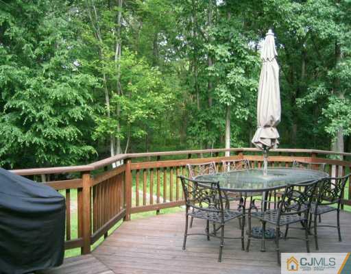 1331 Aaron Road North Brunswick, NJ 08902 - Photo 2 of 8 Gallery Image 2