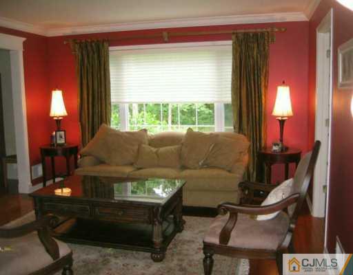 1331 Aaron Road North Brunswick, NJ 08902 - Photo 3 of 8 Gallery Image 3