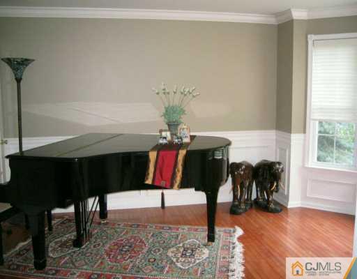 1331 Aaron Road North Brunswick, NJ 08902 - Photo 5 of 8 Gallery Image 5