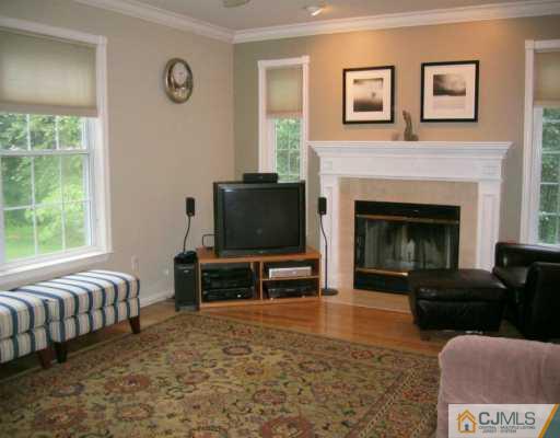 1331 Aaron Road North Brunswick, NJ 08902 - Photo 6 of 8 Gallery Image 6