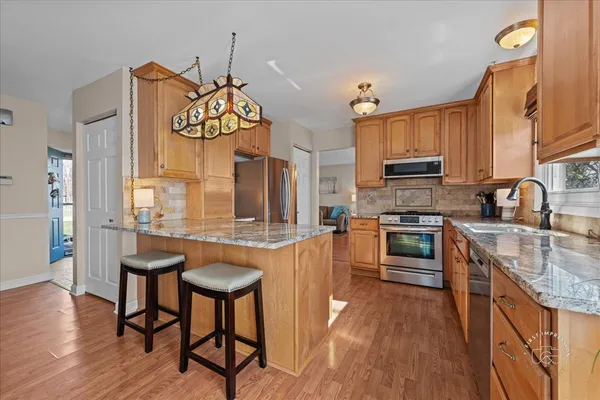 $575,000 | 2138 Derby Court, Wheaton, IL 60189