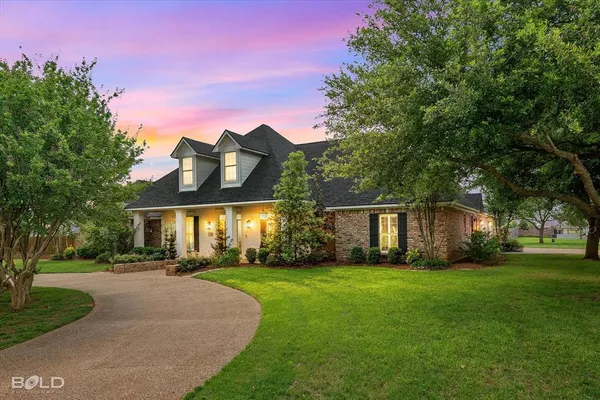 $749,900 | 200 Colonel Burt Drive, Benton, LA 71006