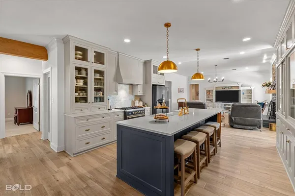 $749,900 | 200 Colonel Burt Drive, Benton, LA 71006