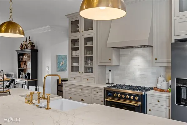 $749,900 | 200 Colonel Burt Drive, Benton, LA 71006