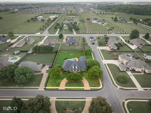 $749,900 | 200 Colonel Burt Drive, Benton, LA 71006