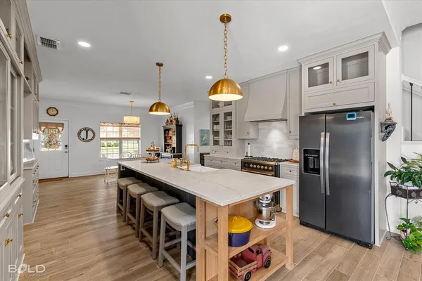 $749,900 | 200 Colonel Burt Drive, Benton, LA 71006