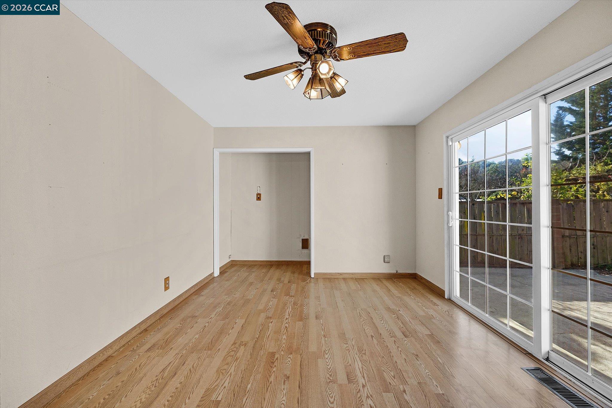 2075 Costa Court Pinole, CA 94564 - Photo 13 of 41