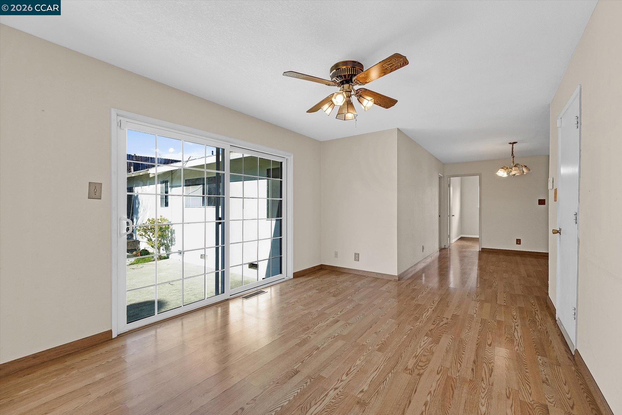 2075 Costa Court Pinole, CA 94564 - Photo 14 of 41