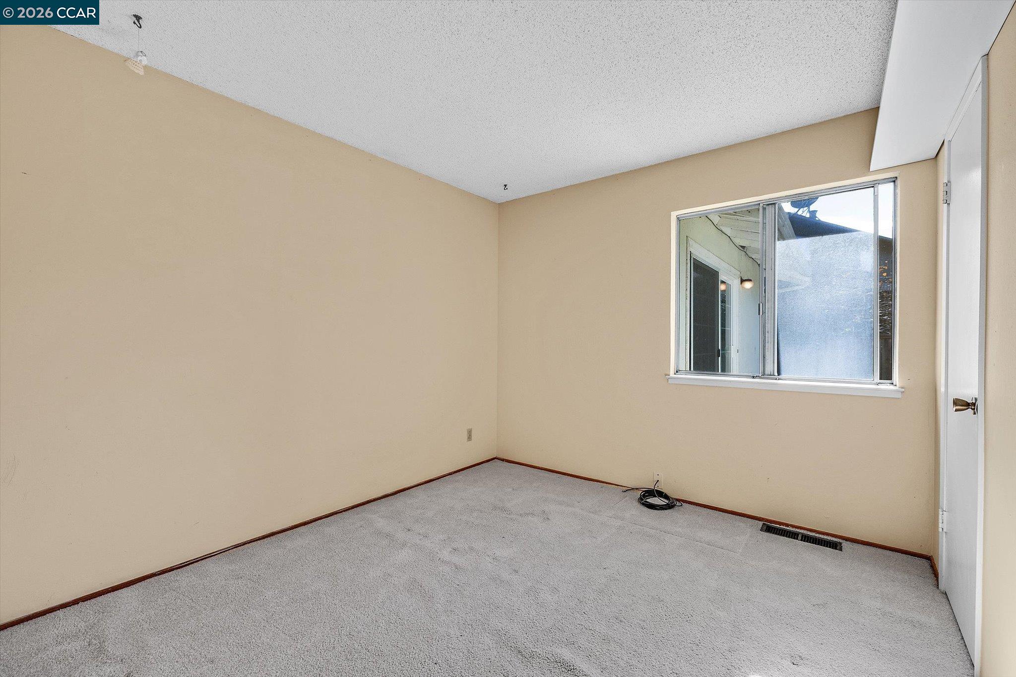 2075 Costa Court Pinole, CA 94564 - Photo 30 of 41