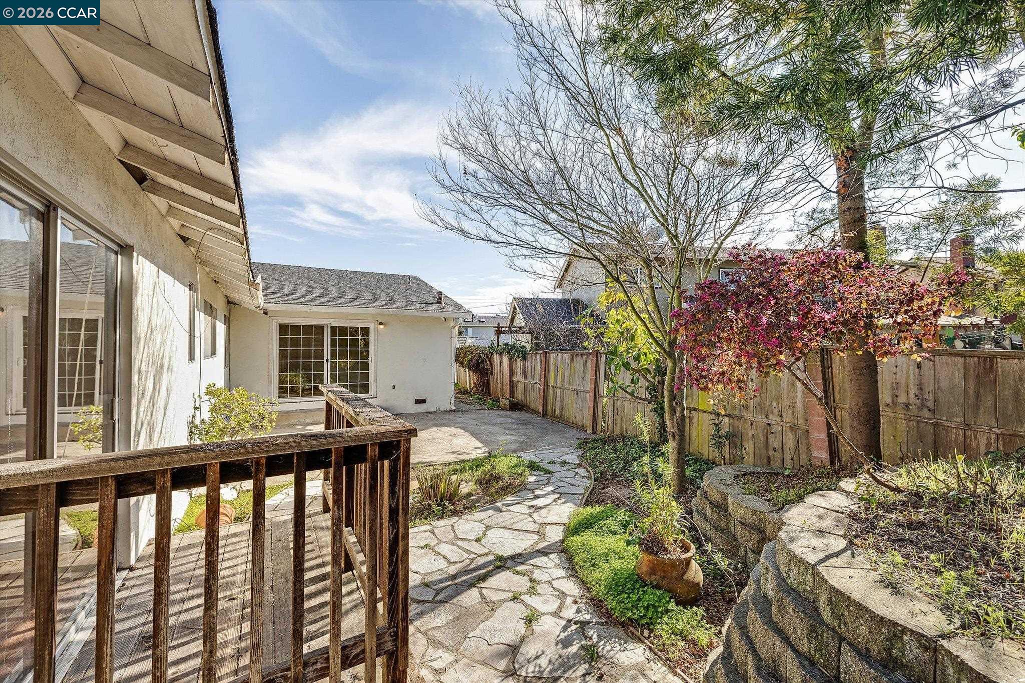 2075 Costa Court Pinole, CA 94564 - Photo 39 of 41