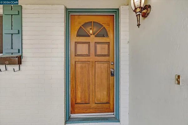 a view of a walk in closet