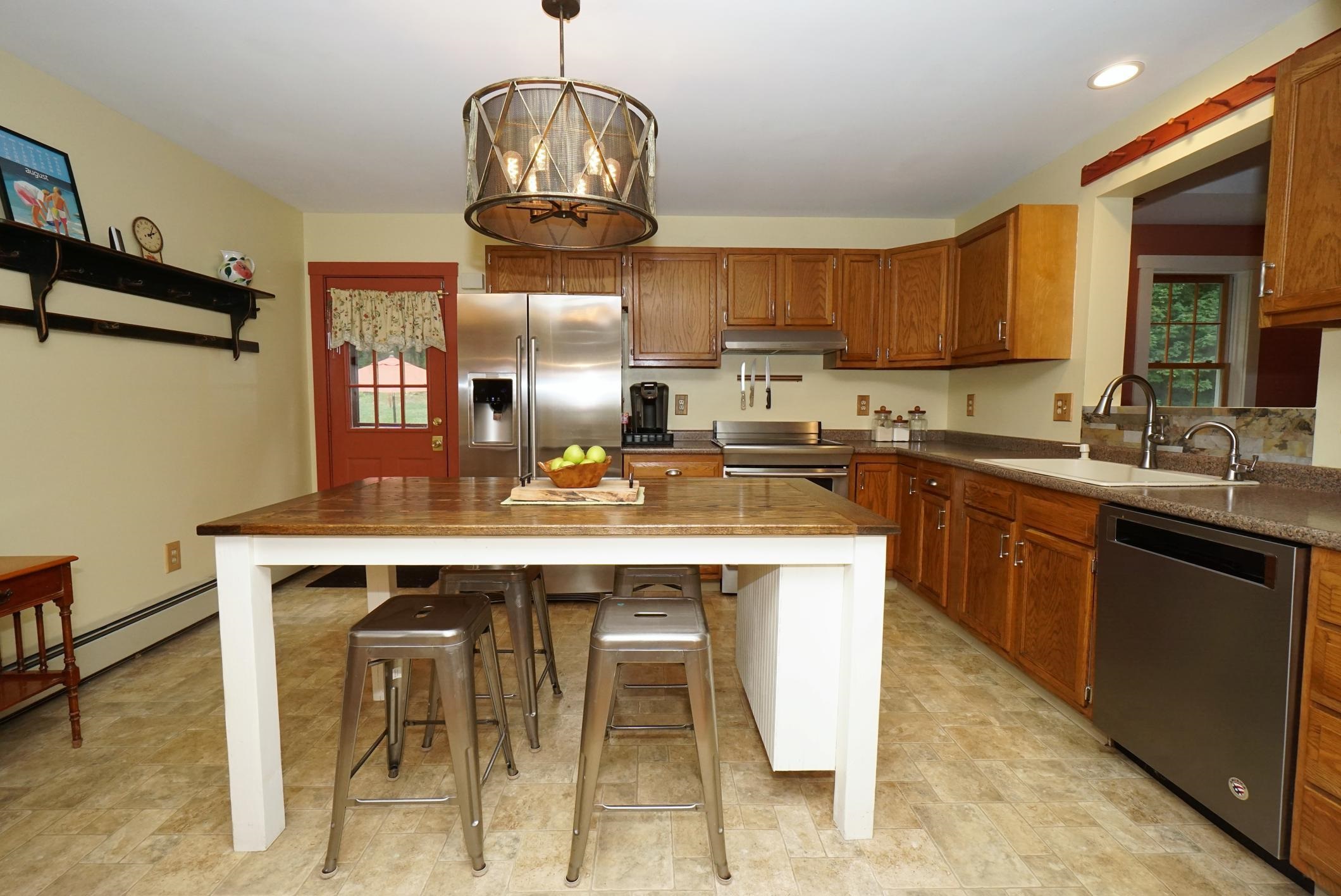 158 Silk Farm Road Concord, NH 03301 - Photo 11 of 40