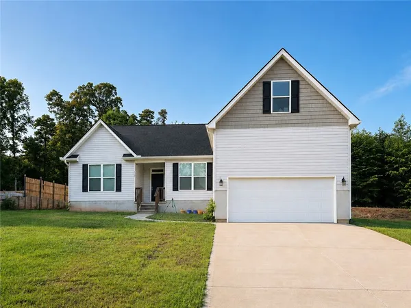 $349,000 | 119 Quiet Way, Anderson, SC 29626
