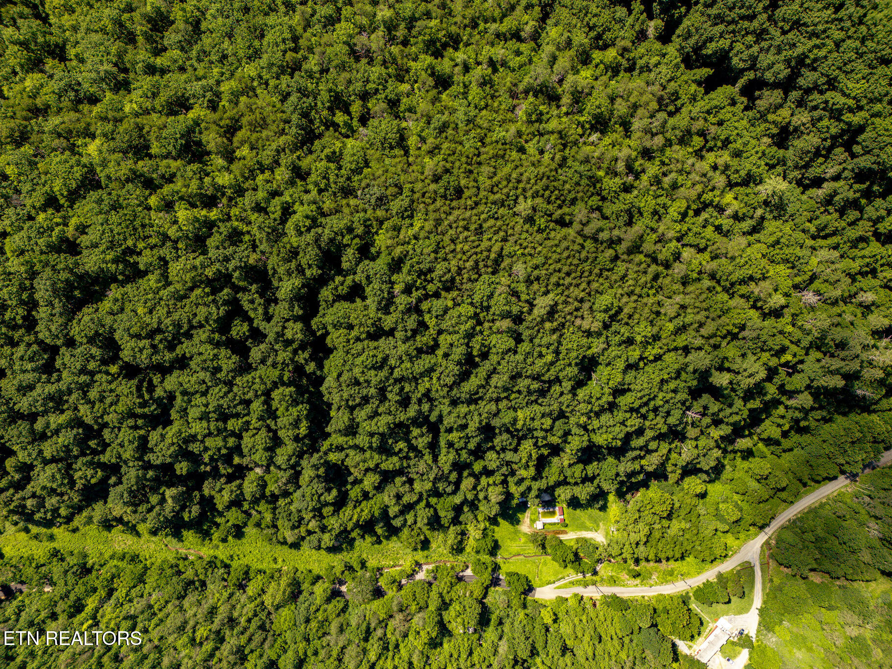553 Caney Creek Road Pigeon Forge, TN 37863 - Photo 25 of 41 555 Caney Creek aerial-13