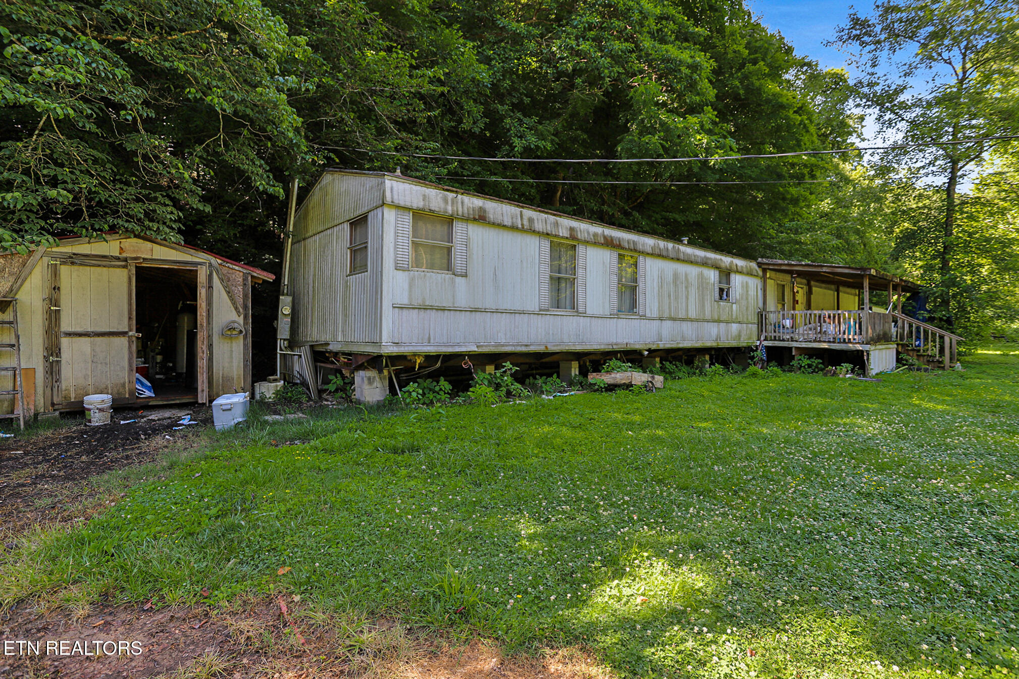 553 Caney Creek Road Pigeon Forge, TN 37863 - Photo 29 of 41 555 Caney Creek-11