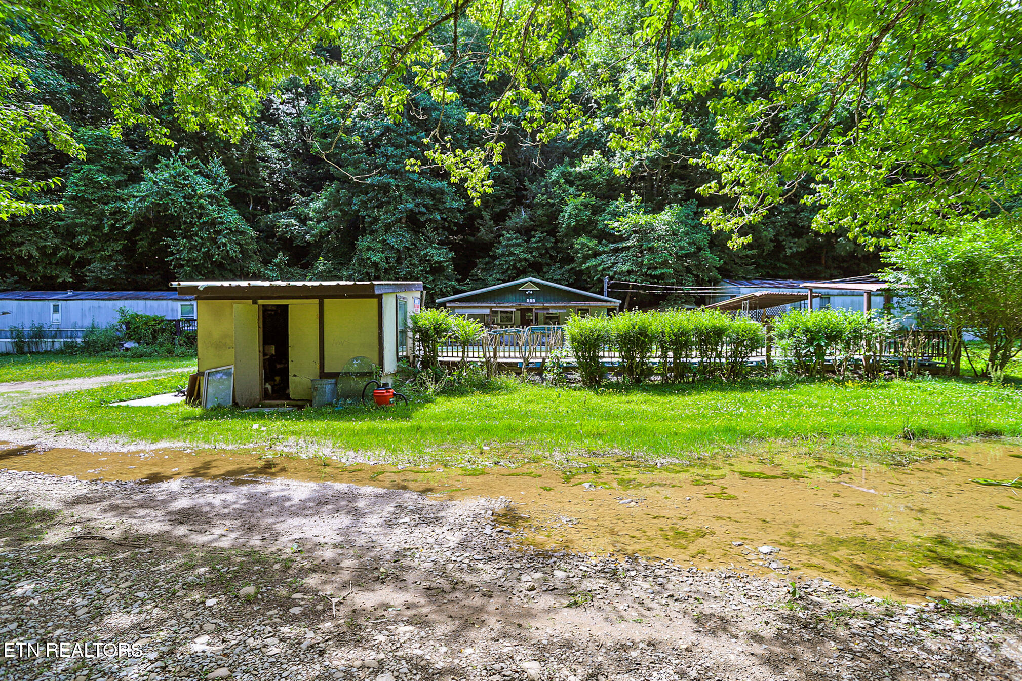 553 Caney Creek Road Pigeon Forge, TN 37863 - Photo 37 of 41 555 Caney Creek-66