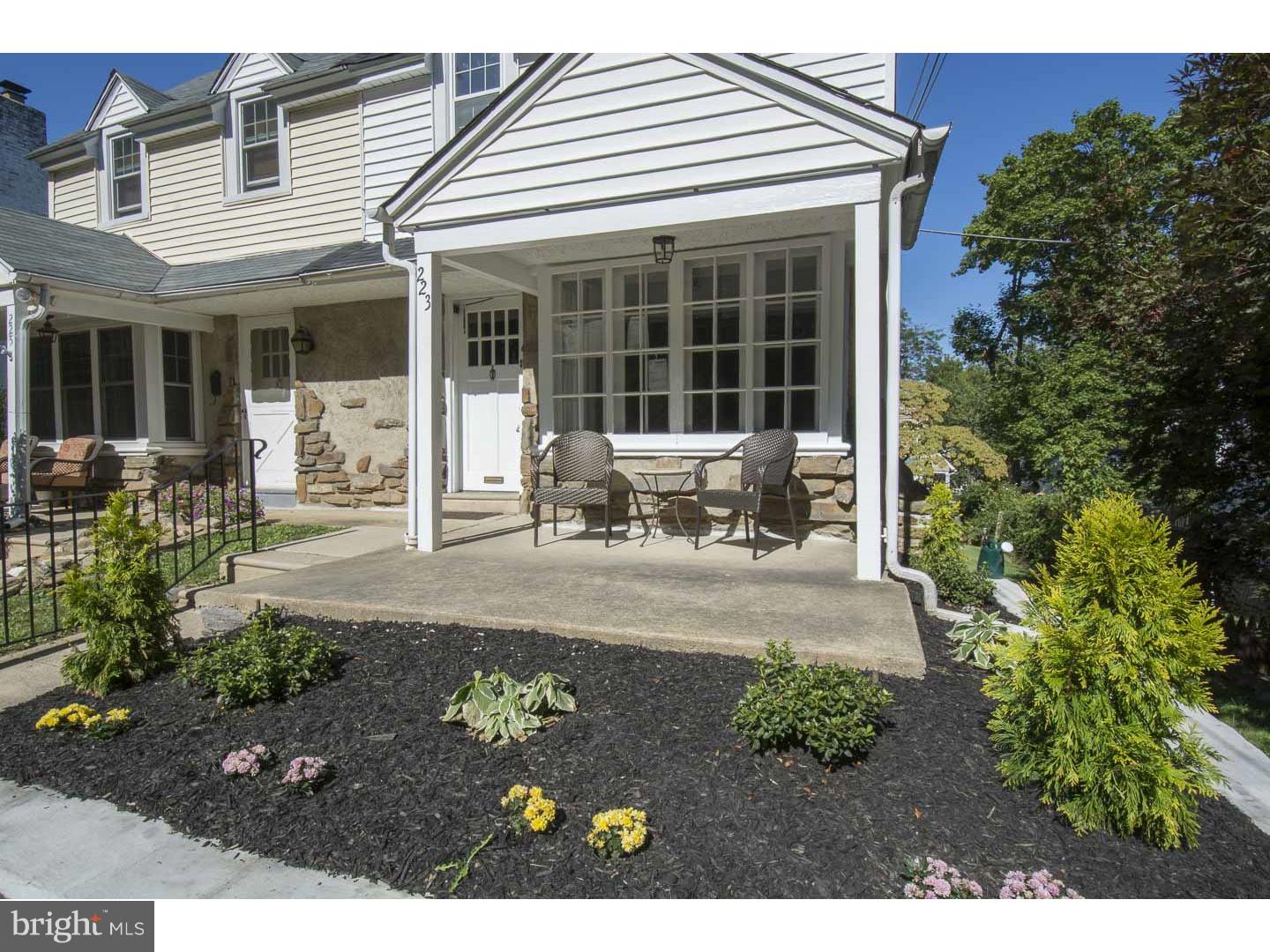 223 Harrogate Road Wynnewood, PA 19096 - Photo 3 of 23