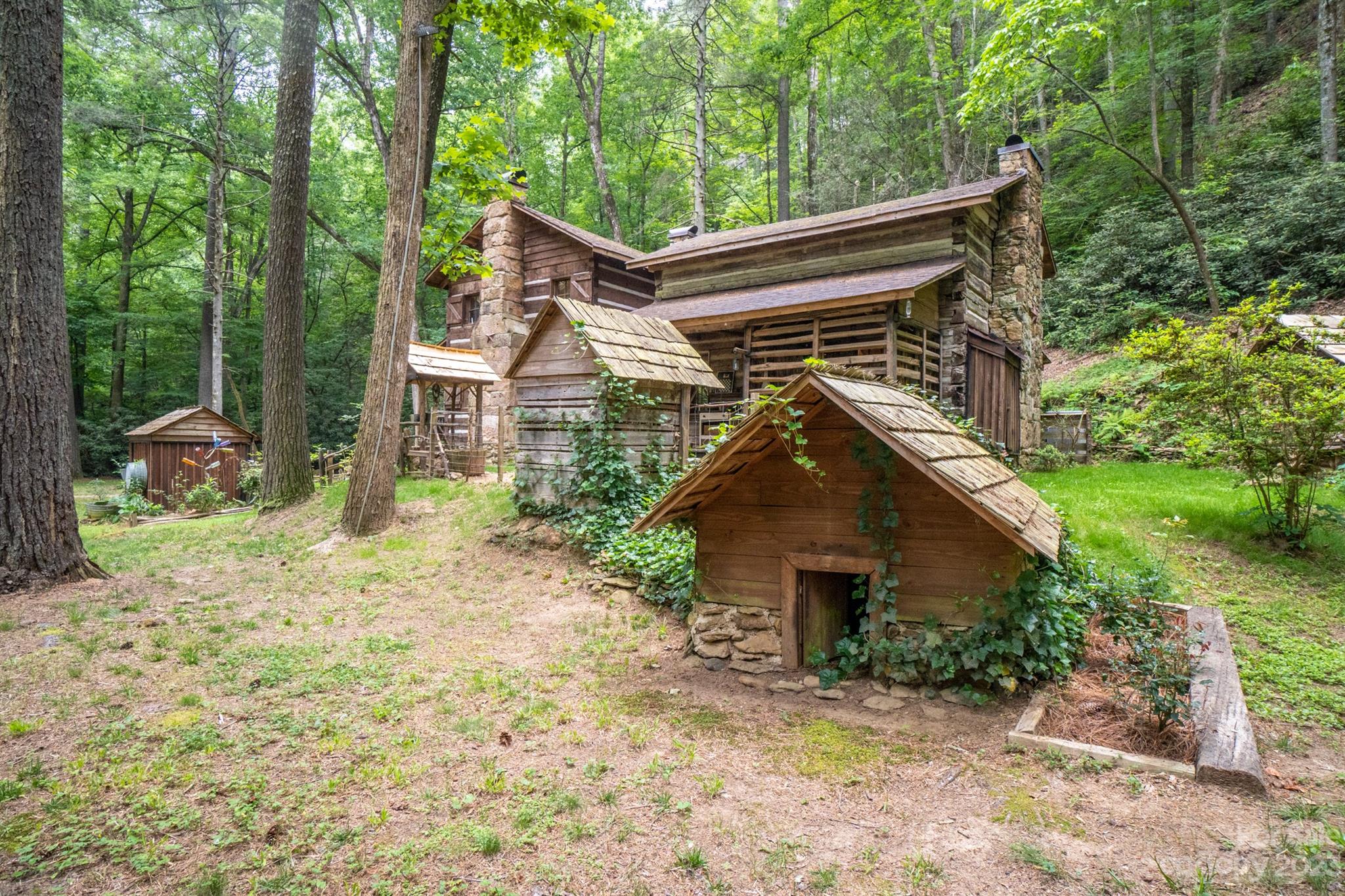 5646 Highway 18 Morganton, NC 28655 - Photo 32 of 37 a house view with a outdoor space
