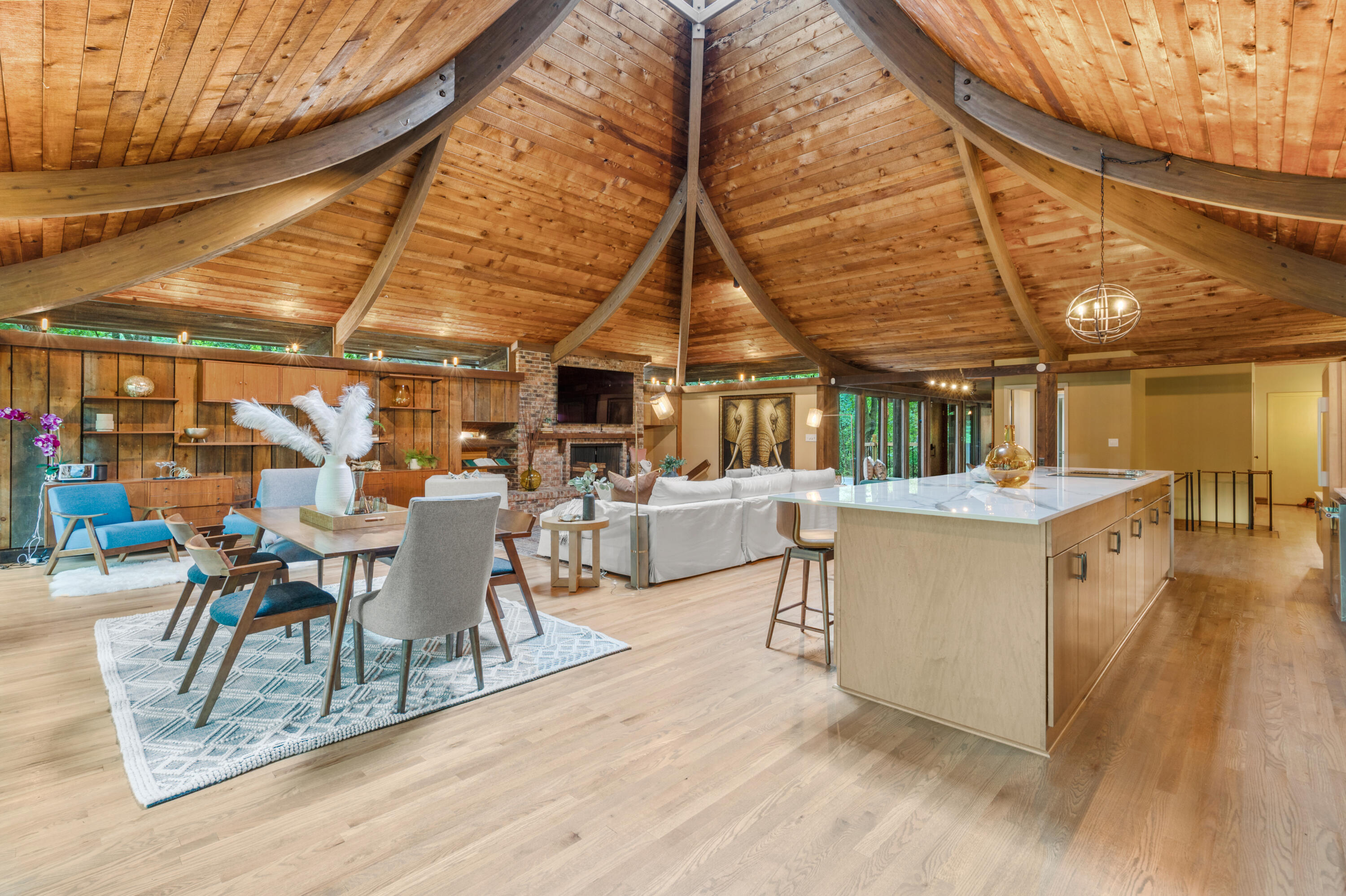 8500 North River Road River Hills, WI 53217 - Photo 8 of 105 Open Concept Living Room