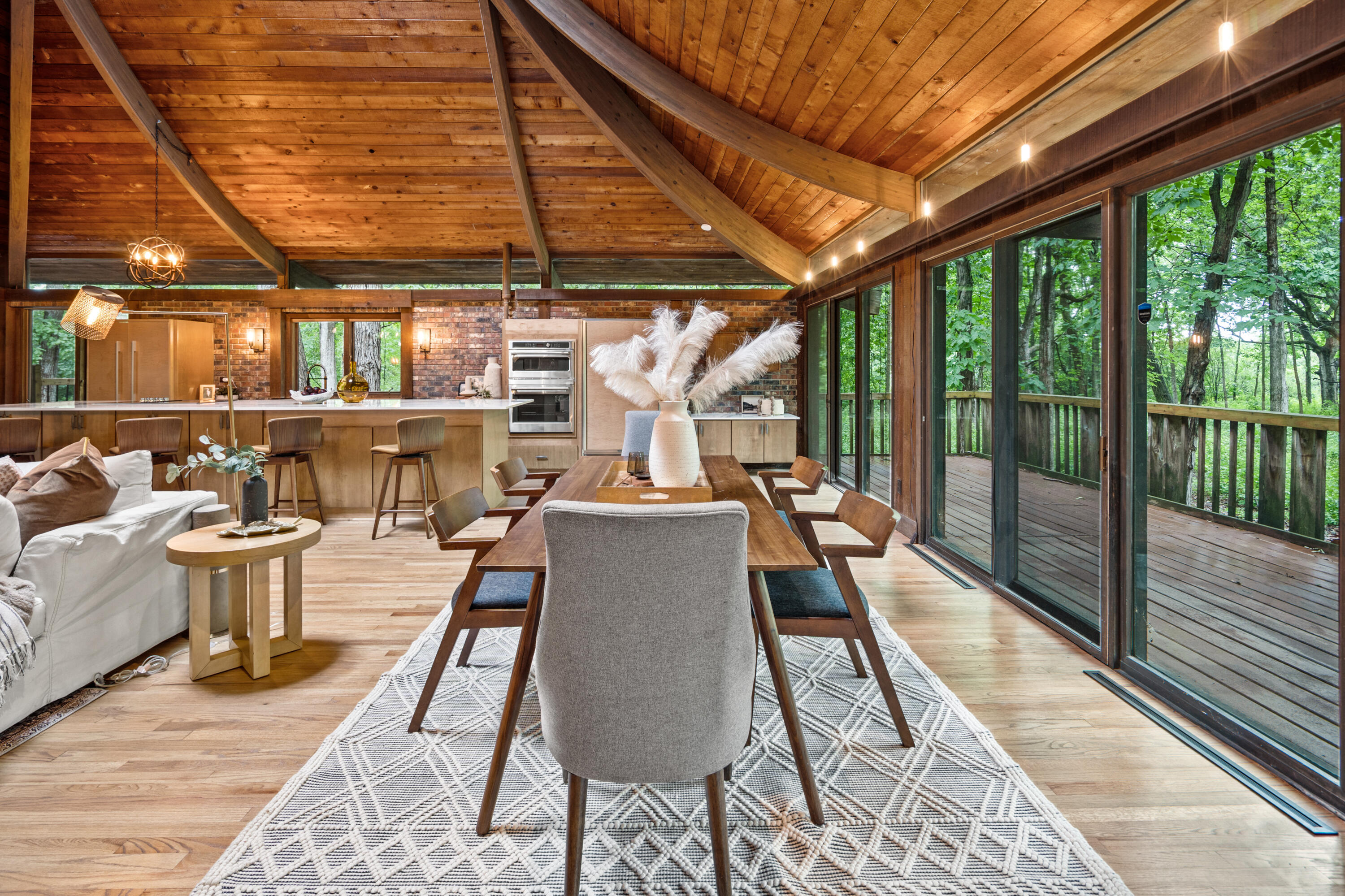 8500 North River Road River Hills, WI 53217 - Photo 15 of 105 Dining Space