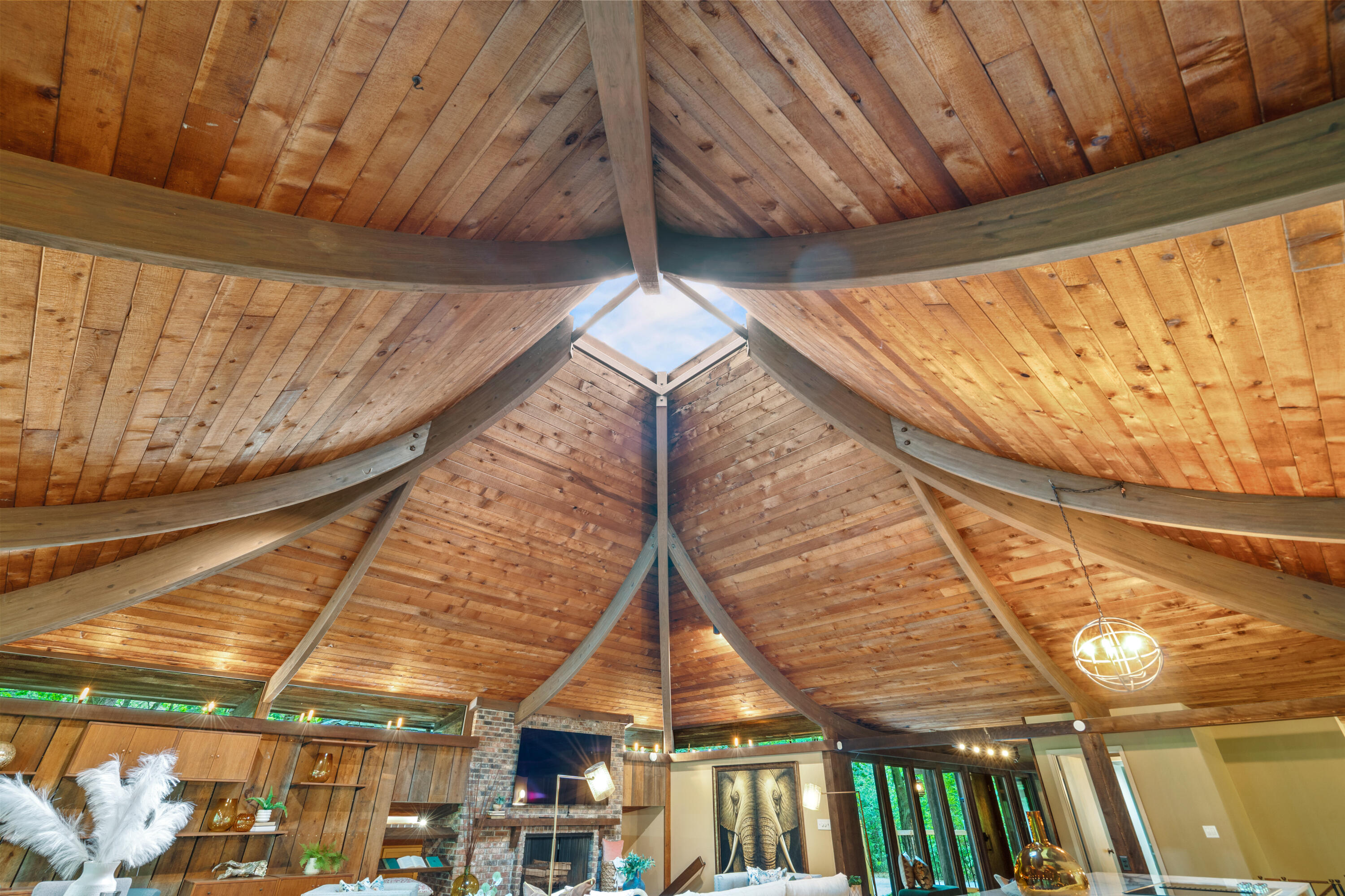 8500 North River Road River Hills, WI 53217 - Photo 22 of 105 Vaulted Ceiling
