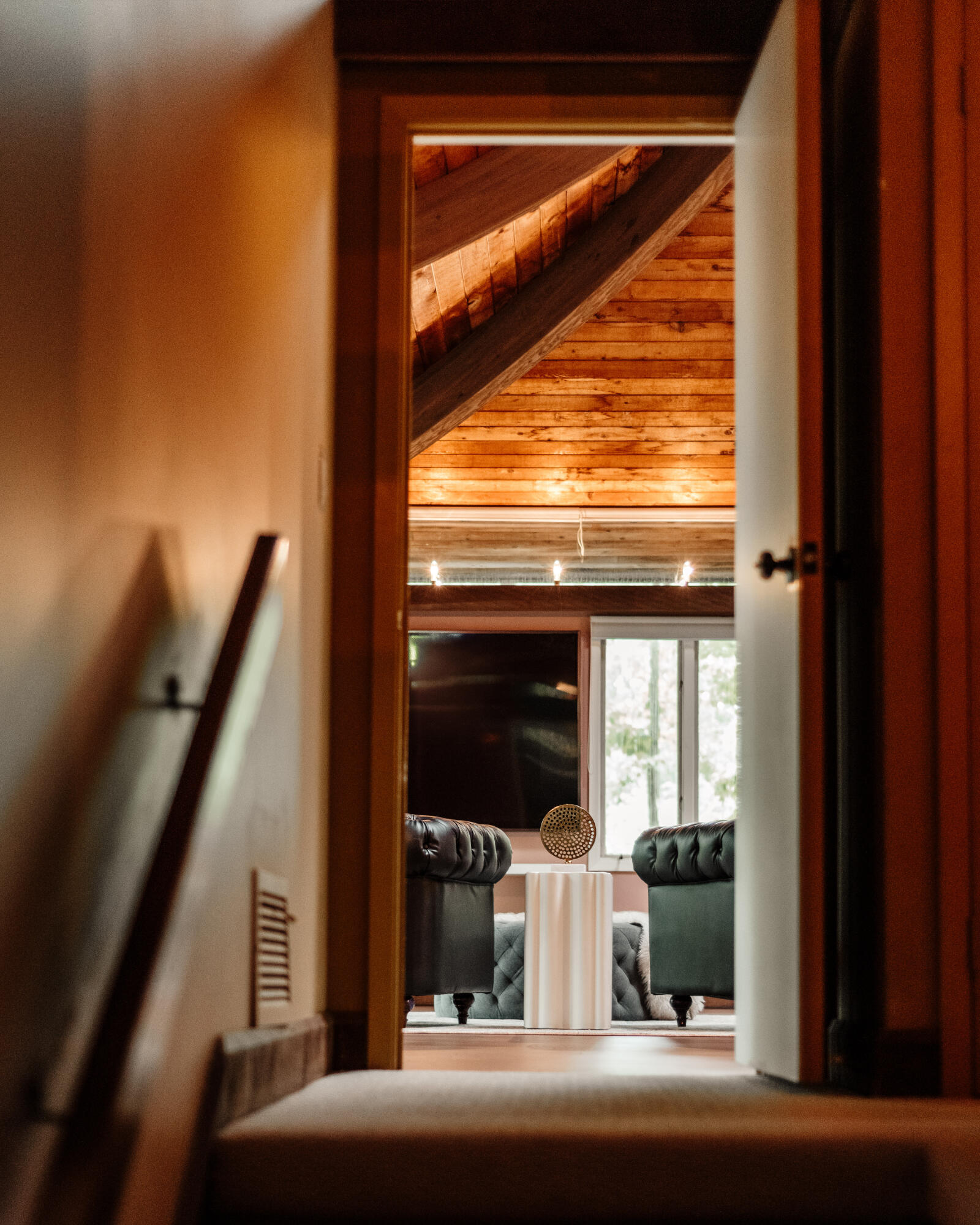 8500 North River Road River Hills, WI 53217 - Photo 44 of 105 Stairs to primary bedroom