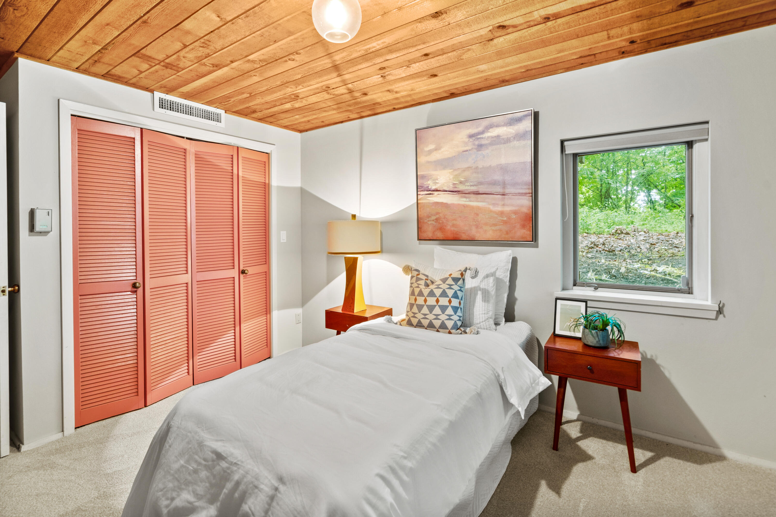 8500 North River Road River Hills, WI 53217 - Photo 58 of 105 Bedroom 3