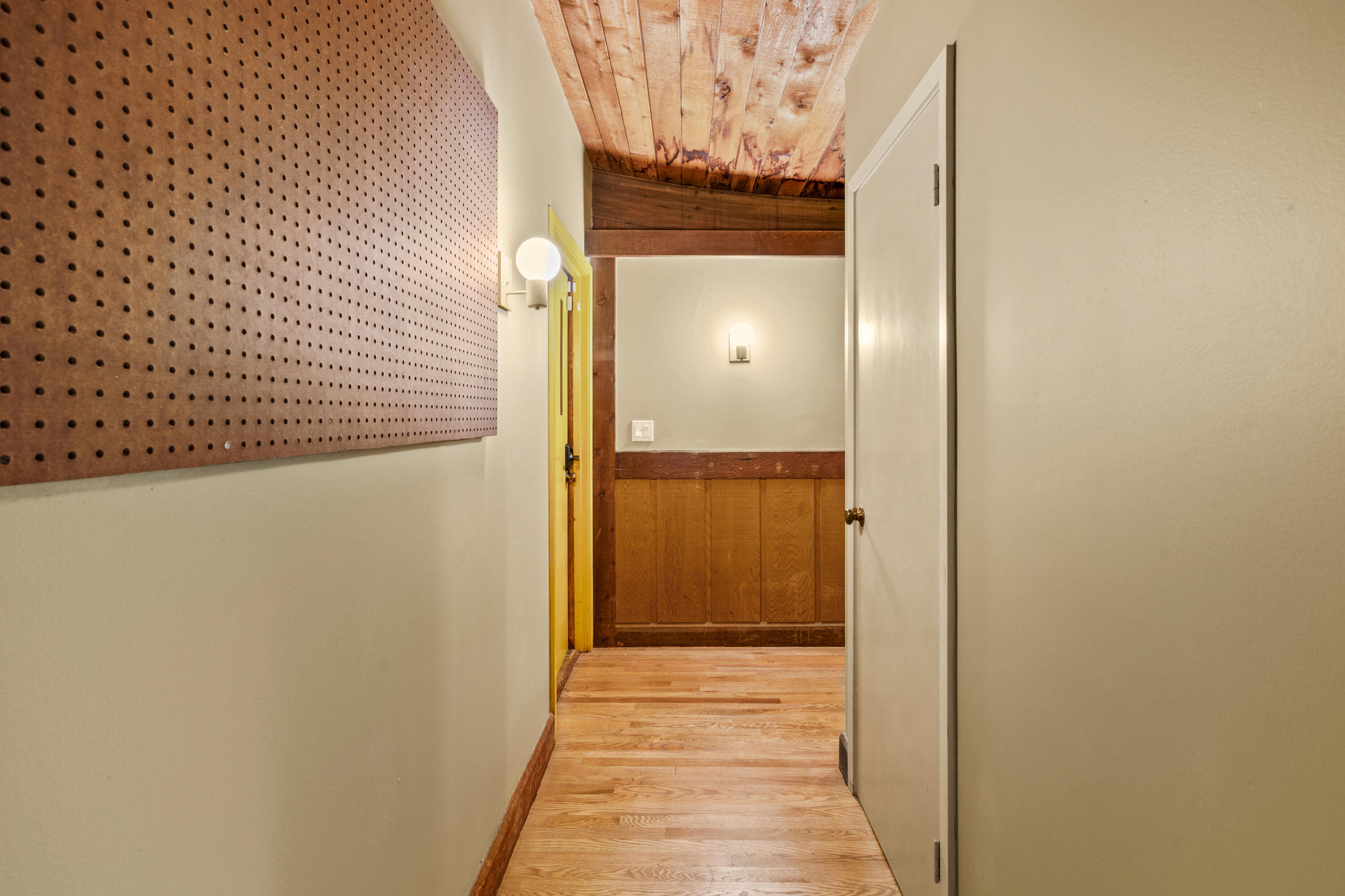 8500 North River Road River Hills, WI 53217 - Photo 75 of 105 Back hallway to garage
