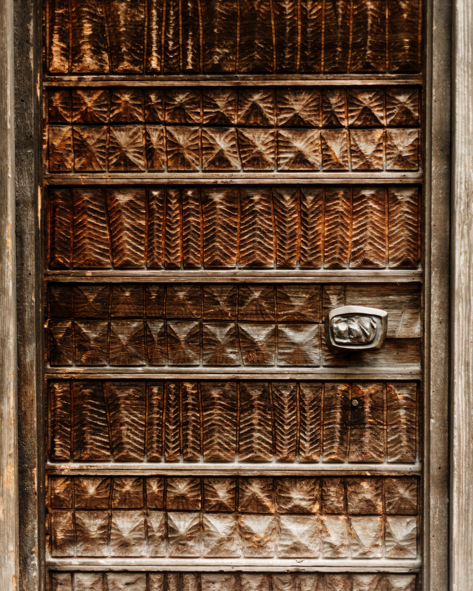 8500 North River Road River Hills, WI 53217 - Photo 79 of 105 Front door details