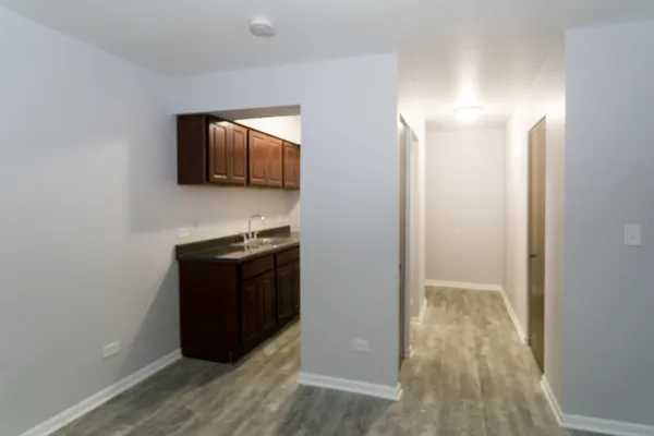 $1,195 | 1040 West Hollywood Avenue, Unit 311, Chicago, IL 60660