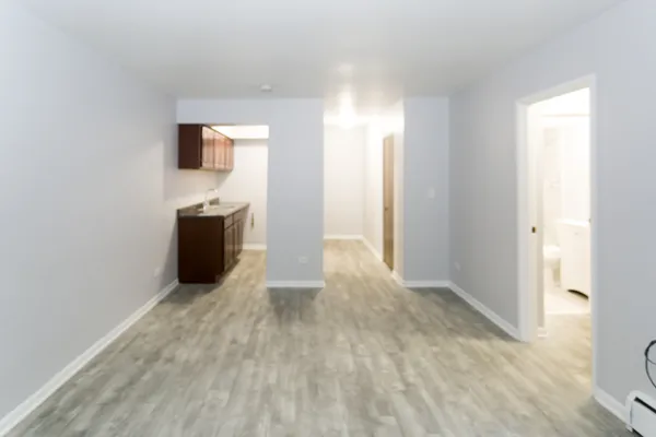 $1,195 | 1040 West Hollywood Avenue, Unit 311, Chicago, IL 60660