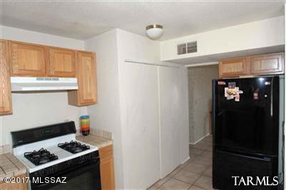 1849 West Donny Brook Road Tucson, AZ 85713 - Photo 3 of 7