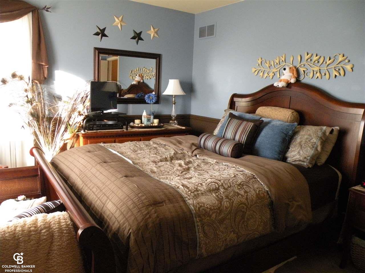 80000 McFadden Road Armada, MI 48005 - Photo 24 of 31 Second bedroom