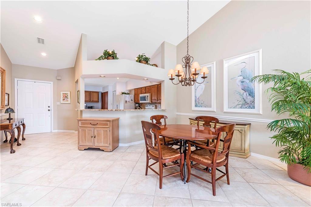 4040 Crayton Road, Unit D4 Naples, FL 34103 - Photo 5 of 24 Gallery Image 5