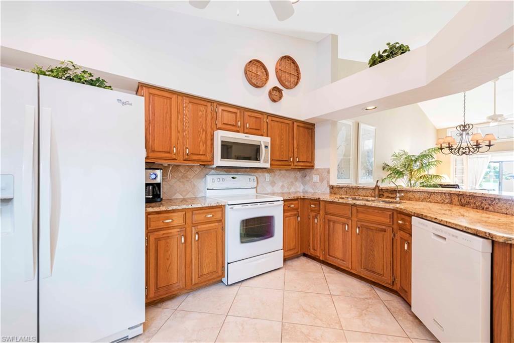 4040 Crayton Road, Unit D4 Naples, FL 34103 - Photo 8 of 24 Gallery Image 8