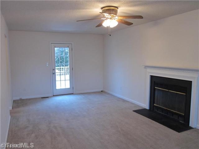 3733 Bason Road Mebane, NC 27302 - Photo 8 of 16 Living Room.