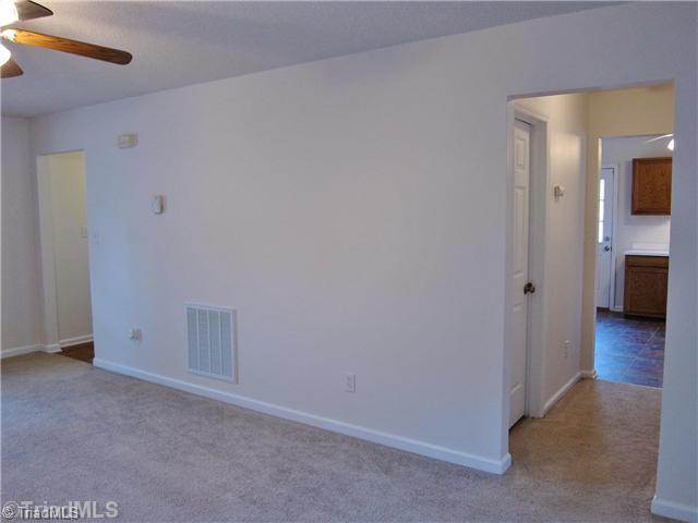 3733 Bason Road Mebane, NC 27302 - Photo 9 of 16 Living Room.
