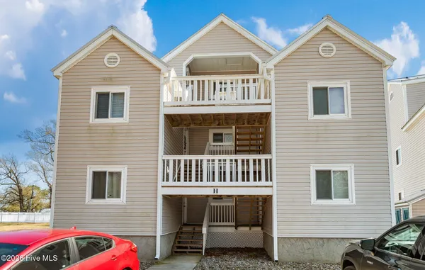 $250,000 | 89 Country Club Drive, Unit H2, Minnesott Beach, NC 28510