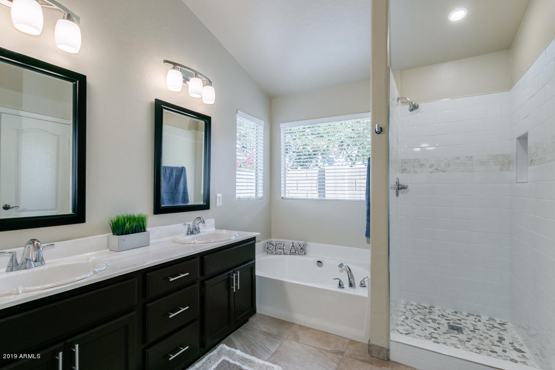7292 South Roberts Road Tempe, AZ 85283 - Photo 5 of 38 21-Roberts