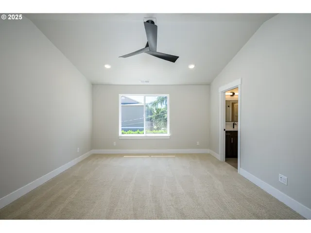 $524,900 | 3208 East Province Court, Newberg, OR 97132