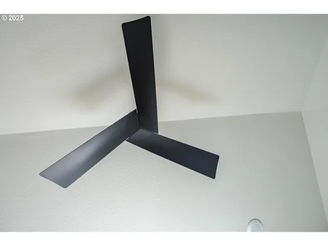 $524,900 | 3208 East Province Court, Newberg, OR 97132