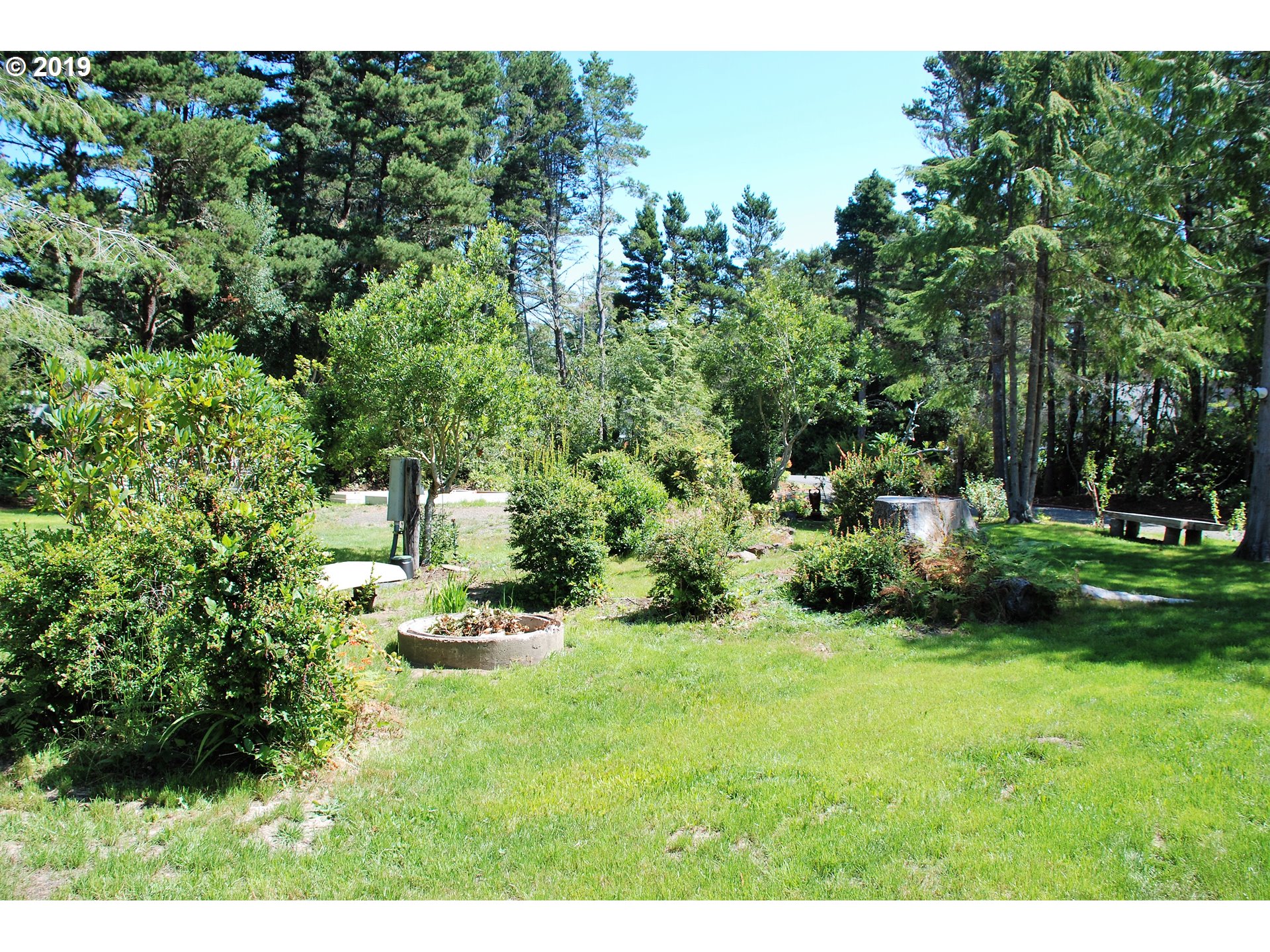4834 Rhododendron Loop Florence, OR 97439 - Photo 14 of 31 Gallery Image 14