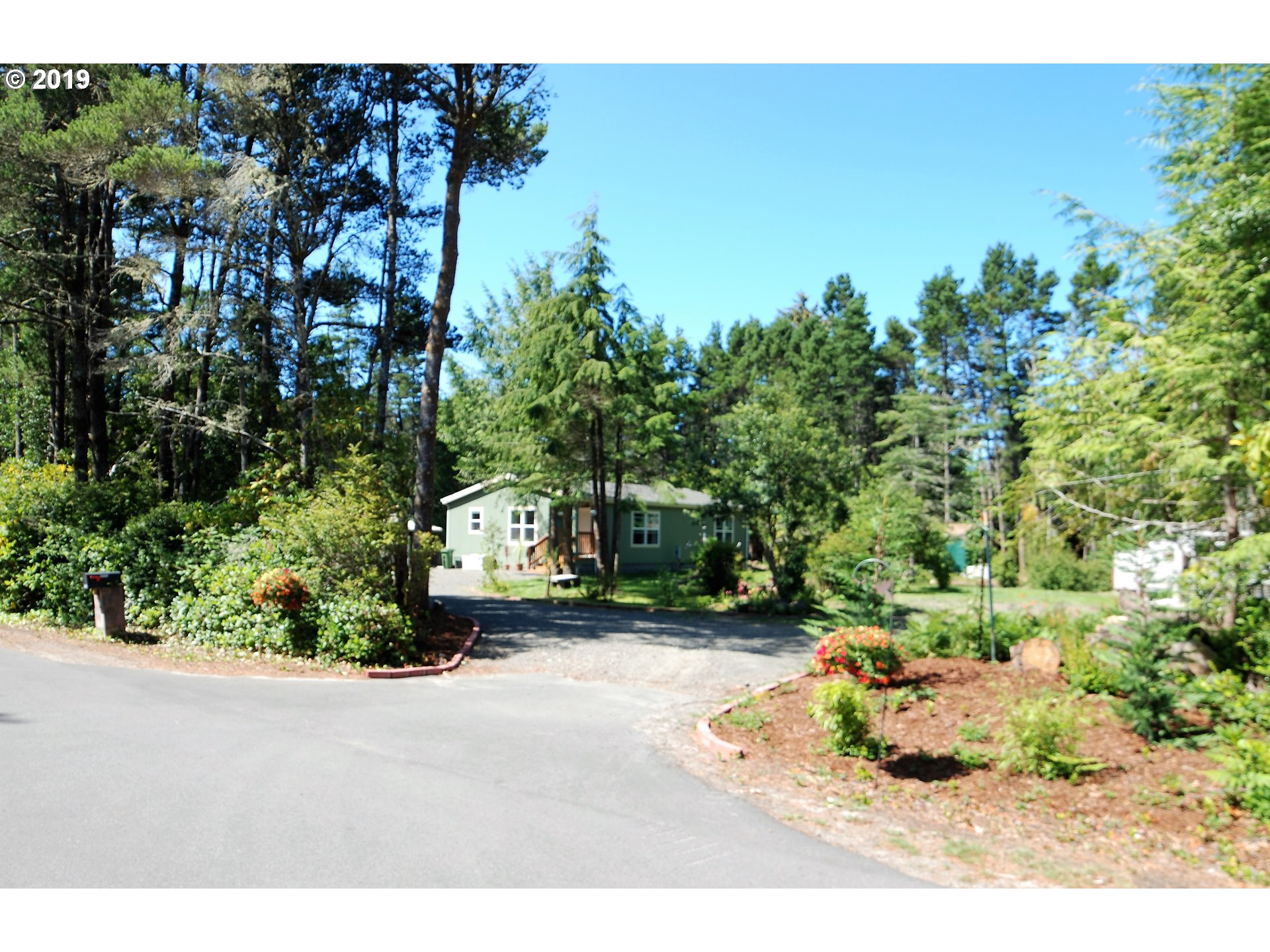4834 Rhododendron Loop Florence, OR 97439 - Photo 15 of 31 Gallery Image 15