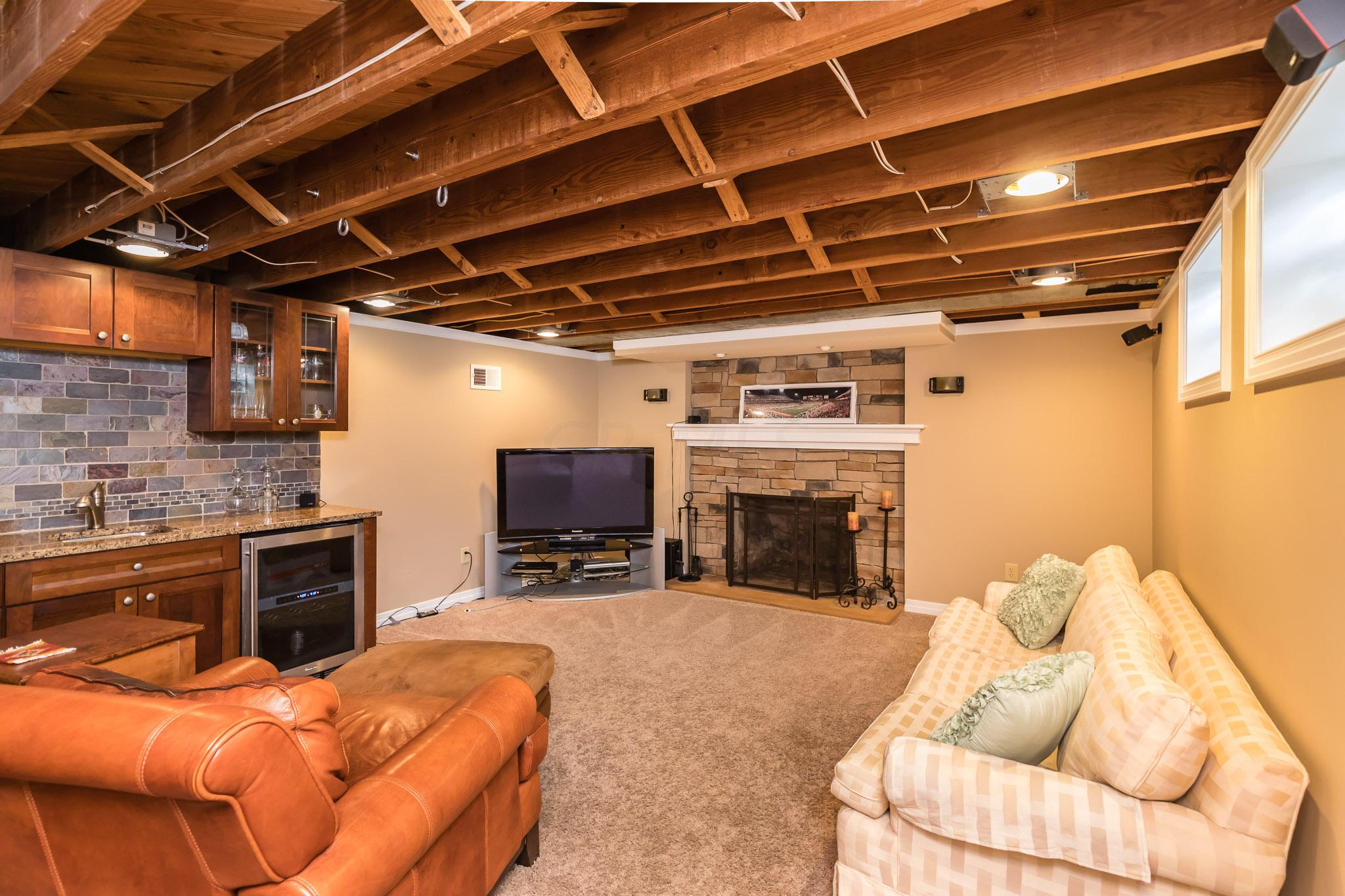 2434 Dorset Road Columbus, OH 43221 - Photo 32 of 40