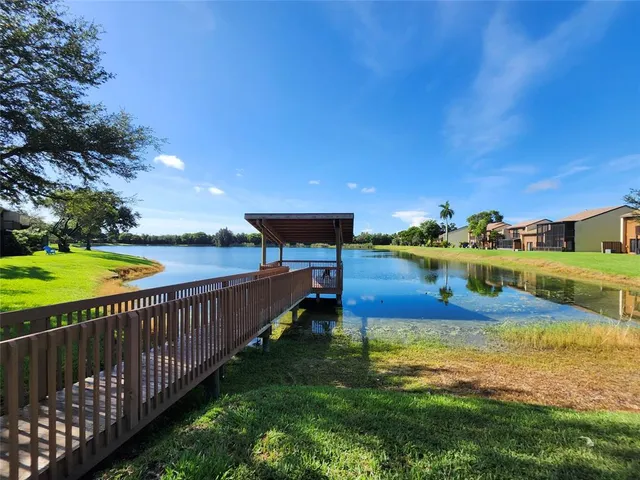 $2,999 | 4192 Southwest 87th Terrace, Davie, FL 33328