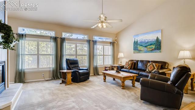 18075 Stoneview Road Monument, CO 80132 - Photo 7 of 42