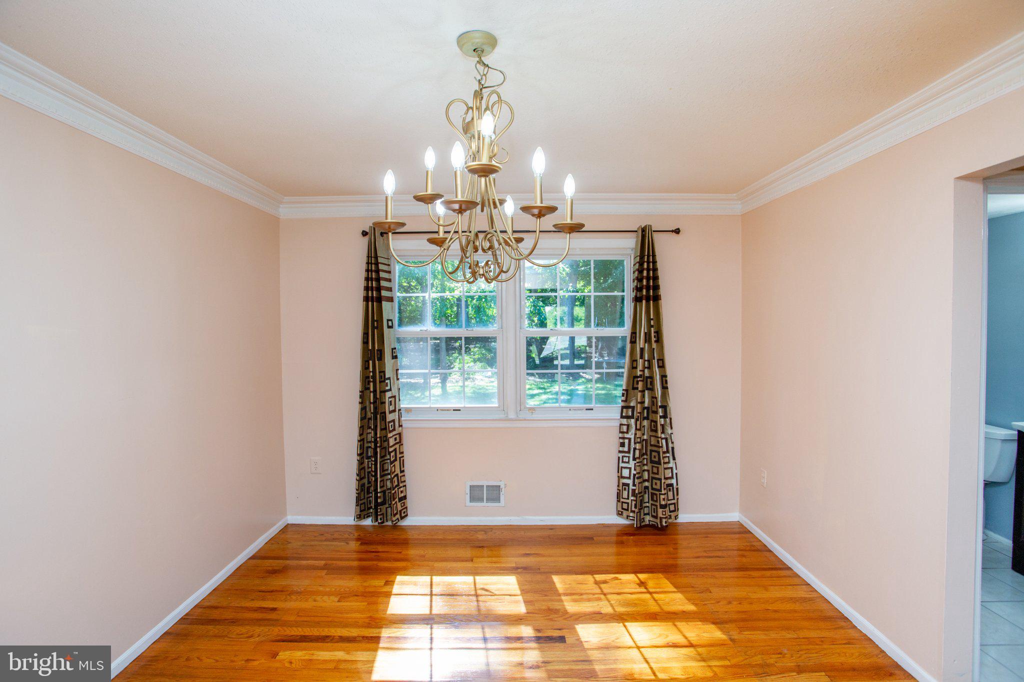 14 Woodmere Road North Brunswick, NJ 08902 - Photo 25 of 123 Gallery Image 25