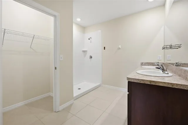 $299,000 | 3865 Southeast 98th Place, Belleview, FL 34420